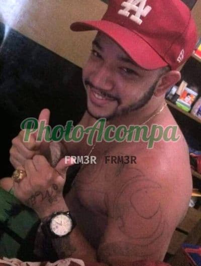 Acompanhante masculino em Rio de Janeiro com beijo na boca (2) — Bruno