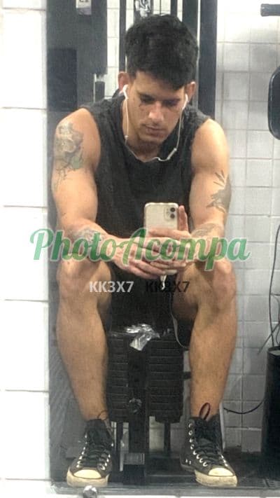 Acompanhante masculino em Feira de Santana — beijo grego, foto 6 de Caio