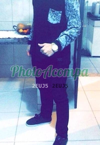 Acompanhante masculino em São Paulo com beijo na boca (2) — Caio