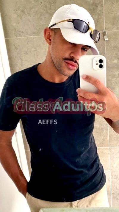 Acompanhante masculino imagem do anúncio em São Paulo, foto de perfil
