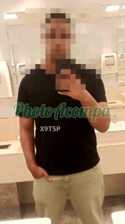 Acompanhante masculino em ABC Paulista com beijo grego (2) — Carlos