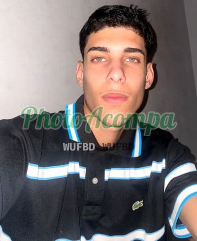 Acompanhante masculino em Rio de Janeiro com beijo grego (6) — Cesar