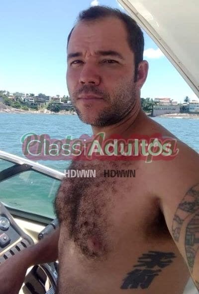 Charles — acompanhante masculino em Vila Velha