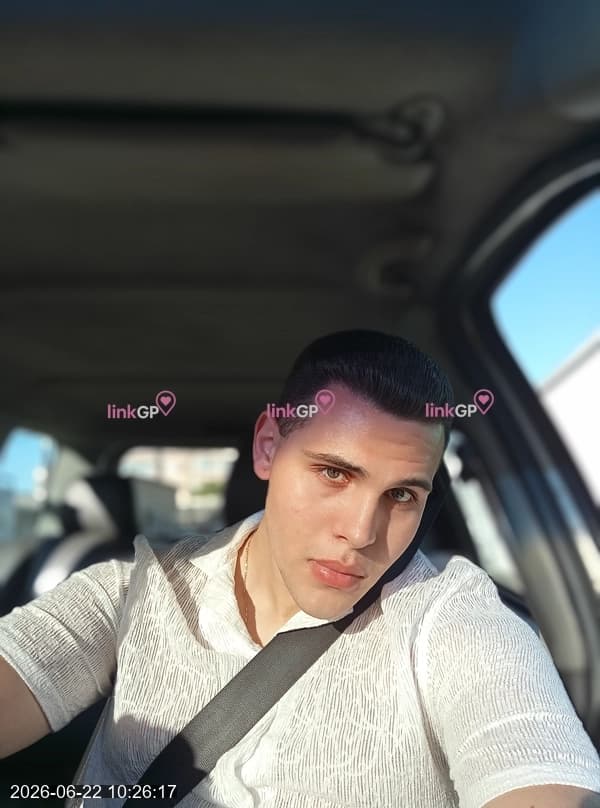 Acompanhante masculino alto em Curitiba