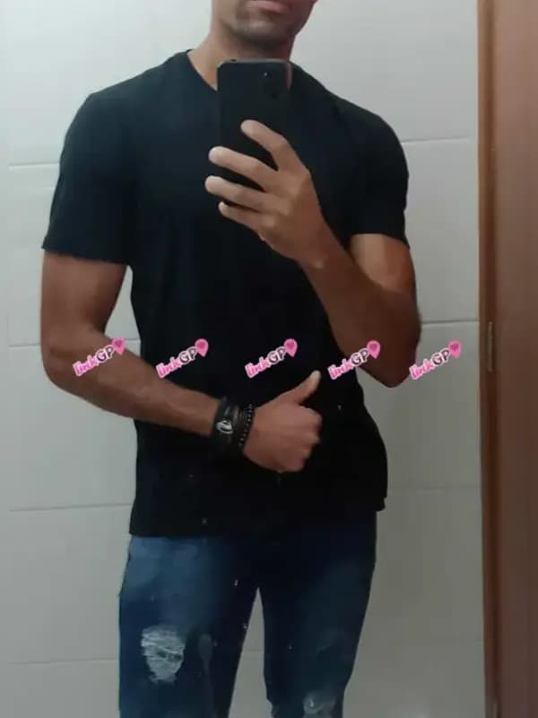 Acompanhante masculino alto em Franca, foto de perfil