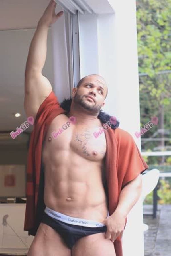Acompanhante masculino em Centro Histórico de São Paulo — atende casal, foto 4 de De Souza