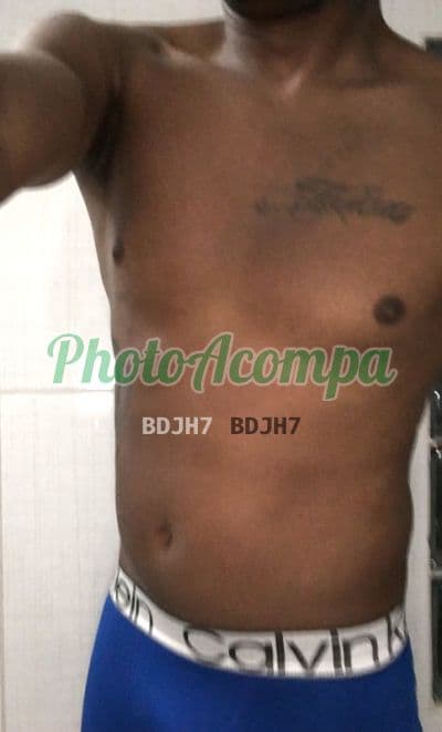 Acompanhante masculino em Mogi das Cruzes com beijo grego (2) — Diego