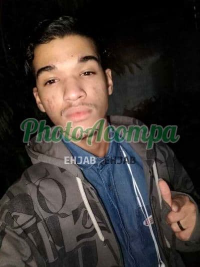 Acompanhante masculino em Recife com beijo na boca (4) — Diogo