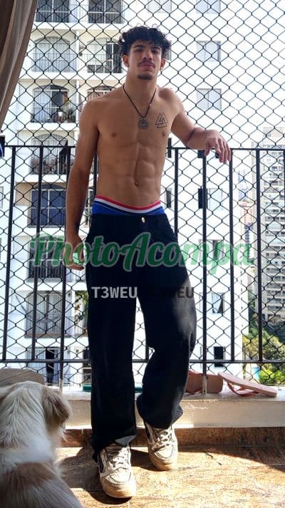 Foto 6: Acompanhante masculino em São Paulo — beijo na boca, Dólar
