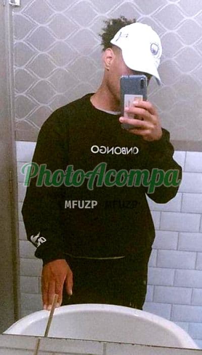 Acompanhante masculino em Limeira com beijo na boca (4) — Doug Souza