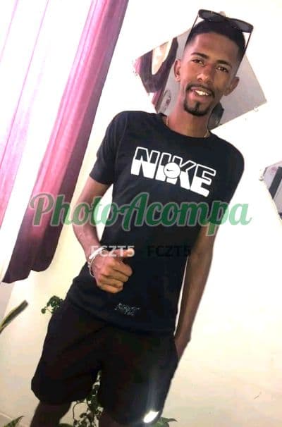 Foto 2: Acompanhante masculino em Nova Iguaçu — beijo grego, Douglas