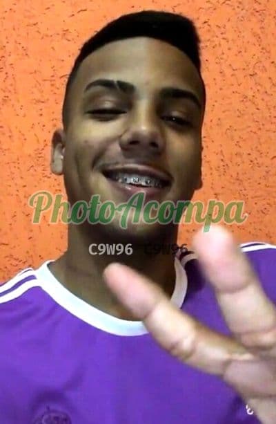 Acompanhante masculino em Manaus com beijo na boca (6) — Eduardo