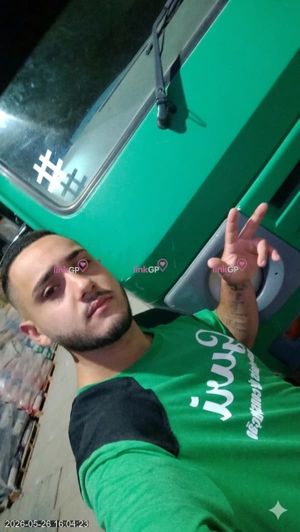 Foto 3: Acompanhante masculino olhos castanhos em Novo Hamburgo — Eduardo