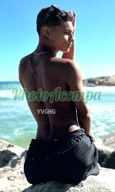 Acompanhante masculino em Rio de Janeiro — beijo na boca, foto 2 de Eduardo