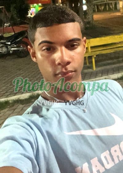 Acompanhante masculino em Rio de Janeiro com beijo na boca (6) — Eduardo