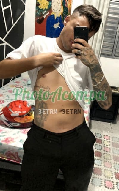 Acompanhante masculino em São Paulo — beijo grego, foto 2 de Enzo Lobo