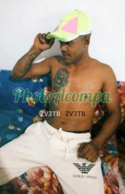 Acompanhante masculino em Guarujá — beijo na boca, foto 4 de Fabinho