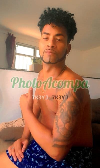 Acompanhante masculino em Rio das Ostras — beijo na boca, foto 4 de Felipe