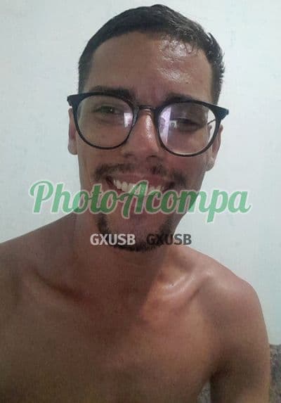 Acompanhante masculino em Rio de Janeiro com beijo grego (6) — Félix