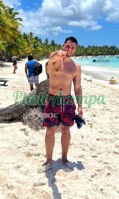 Acompanhante masculino em Curitiba — beijo na boca, foto 6 de Fernando