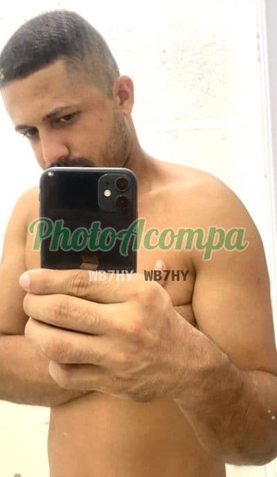 Acompanhante masculino em Piracicaba com beijo grego (4) — Gabriel