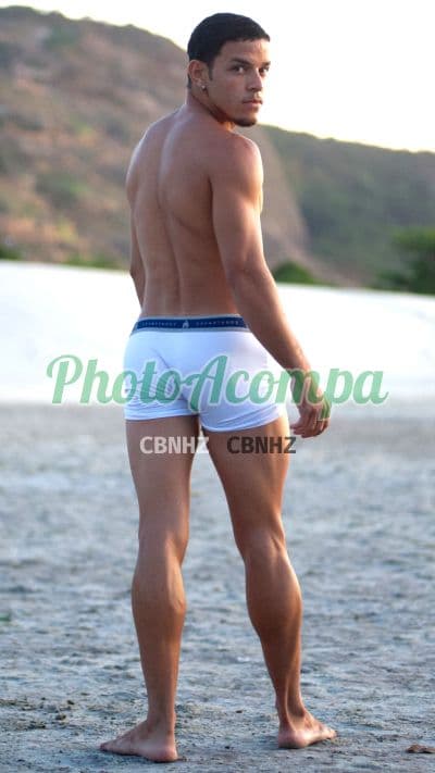 Foto 4: Acompanhante masculino em Niterói — oral natural, Gabriel