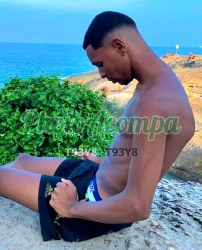 Acompanhante masculino em São Gonçalo com beijo grego (4) — Gabriel