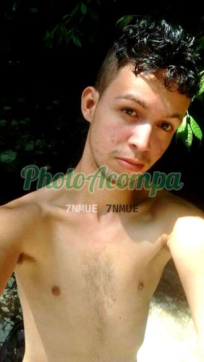 Acompanhante masculino em Duque de Caxias com beijo grego (2) — Gillian