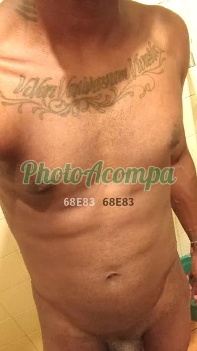 Acompanhante masculino em ABC Paulista com beijo grego (2) — Gui