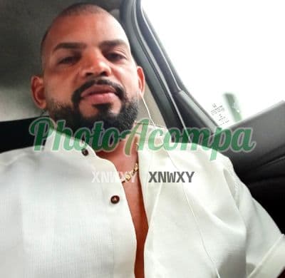 Acompanhante masculino em Cabo Frio com beijo na boca (2) — Guilherrme