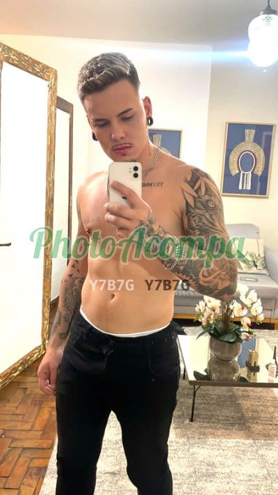 Acompanhante masculino foto verificada em Curitiba, foto 3 de Henrique