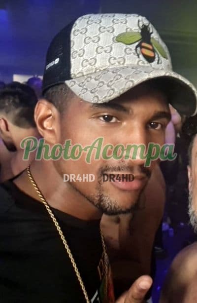 Acompanhante masculino em São Paulo — beijo na boca, foto 4 de Henrique