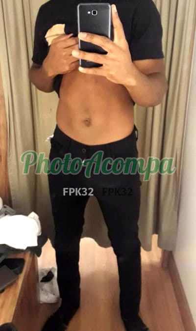 Acompanhante masculino em Piracicaba — beijo na boca, foto 2 de James