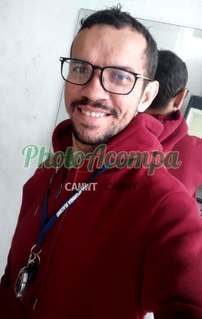Acompanhante masculino em São Paulo com beijo grego (2) — Jb
