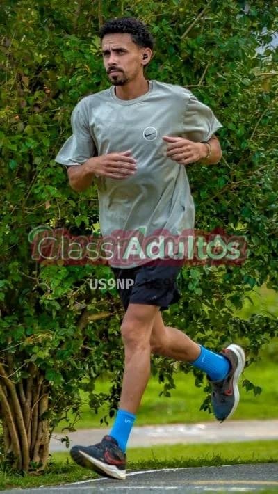 Acompanhante masculino imagem do anúncio em Curitiba