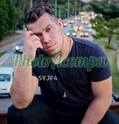Acompanhante masculino em Sorocaba com beijo na boca (2) — Johnny