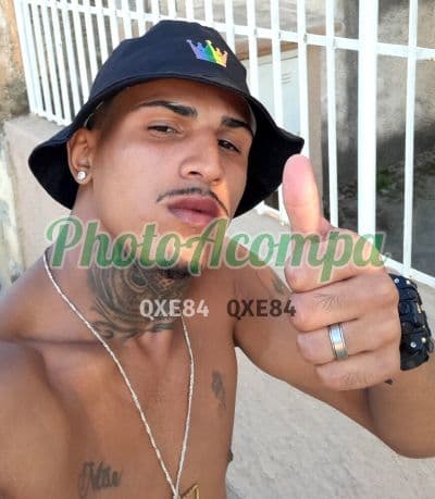 Acompanhante masculino em Duque de Caxias com beijo na boca (4) — Joseph