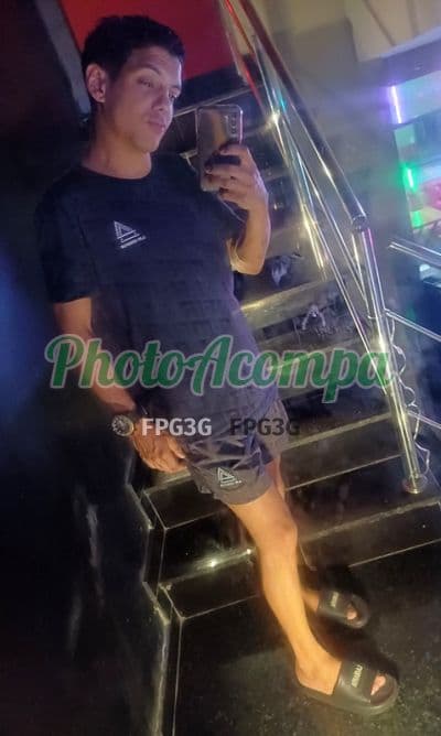 Acompanhante masculino em Niterói — oral sem camisinha, foto 4 de Jotta