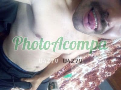 Acompanhante masculino em Curitiba com beijo grego (2) — Junin