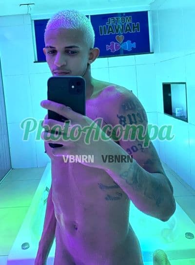 Foto 2: Acompanhante masculino em Cabo Frio — beijo na boca, Juninho