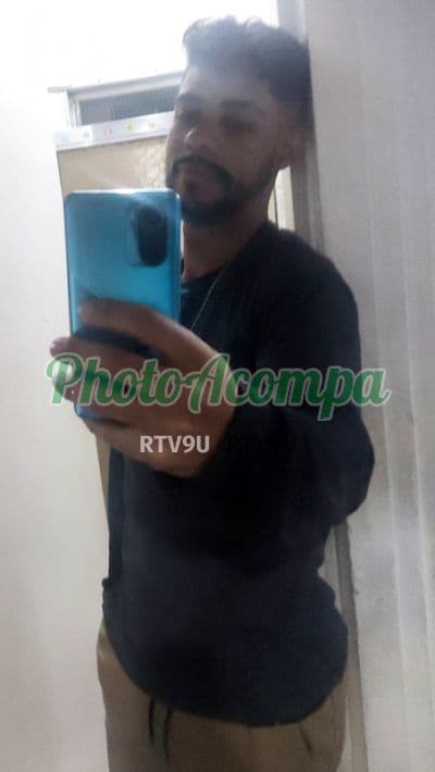 Acompanhante masculino em Itaquaquecetuba com beijo na boca (4) — Kevin