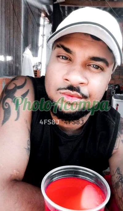 Acompanhante masculino em São Paulo com beijo na boca (2) — Klausmir