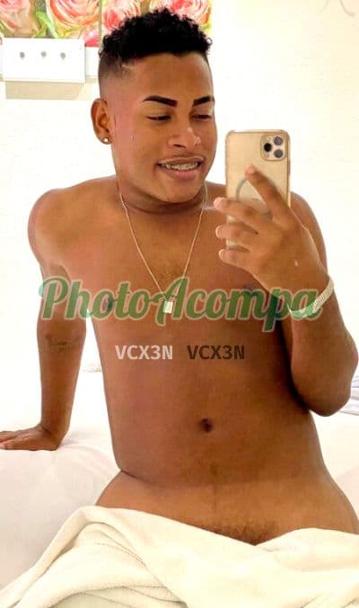 Acompanhante masculino em Salvador — beijo na boca, foto 2 de Luan