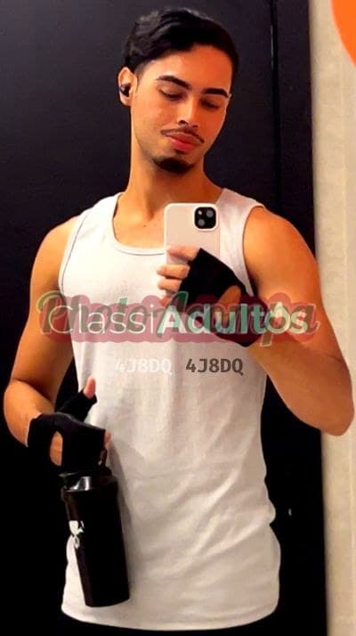Lucas — acompanhante masculino em Vila Velha