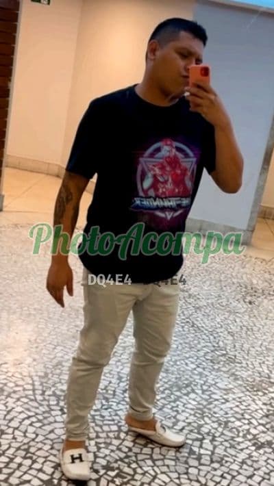 Acompanhante masculino em São Paulo com beijo grego (4) — Lucas