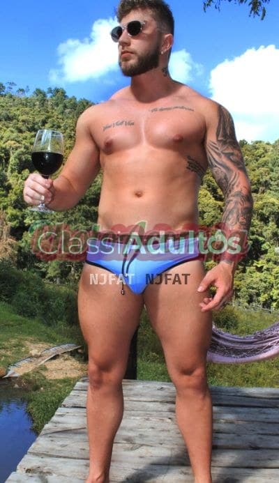 Lucas, 25 anos — acompanhante masculino em São Paulo