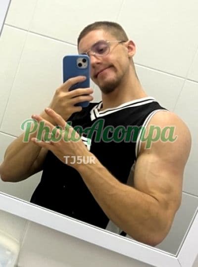 Acompanhante masculino em São Paulo com garganta profunda (4) — Lucca