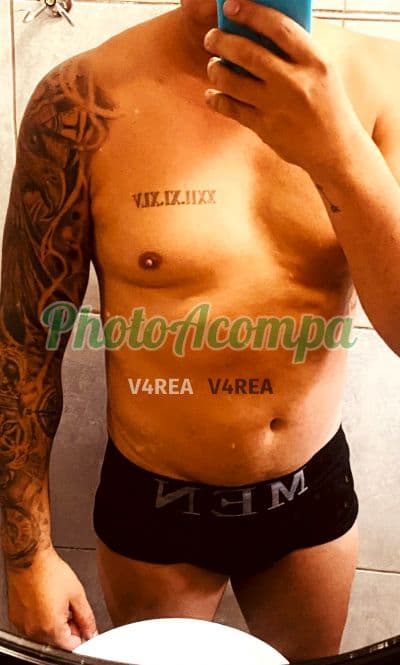 Acompanhante masculino em Fortaleza com oral sem camisinha (4) — Lucca