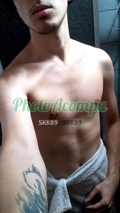 Acompanhante masculino em Belford Roxo com beijo na boca (2) — Luuke