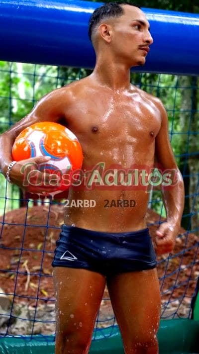 Marcos — acompanhante masculino em Magé